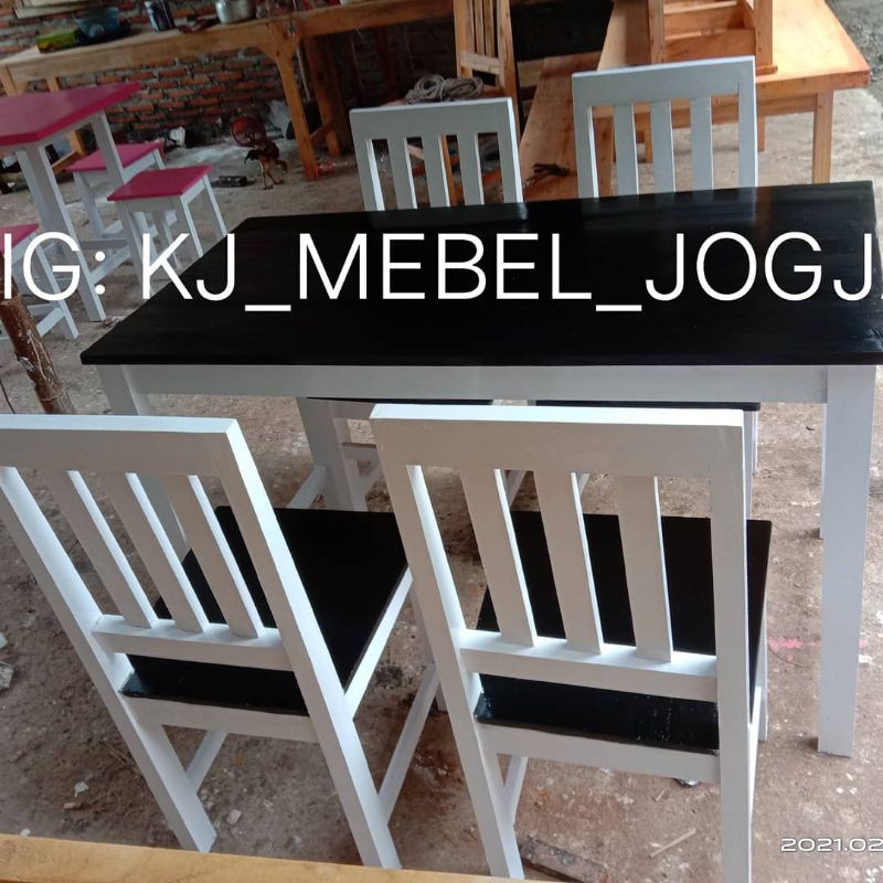 maja kursi makan keluarga promo