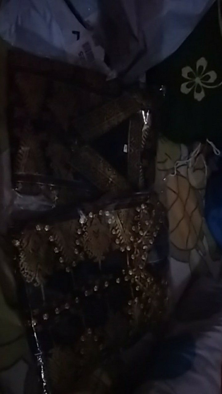 Couple Setelan Batik Songket Palembang Dasar Hitam  Bunga Abu