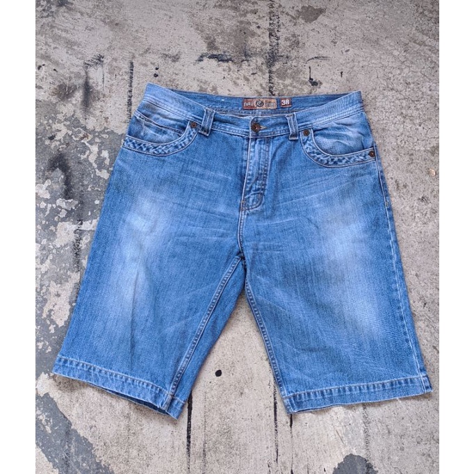 Jeans Pendek Fubu