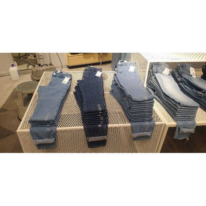  Celana  Jeans  Highwaist H M JASTIP jasa  titip Shopee 