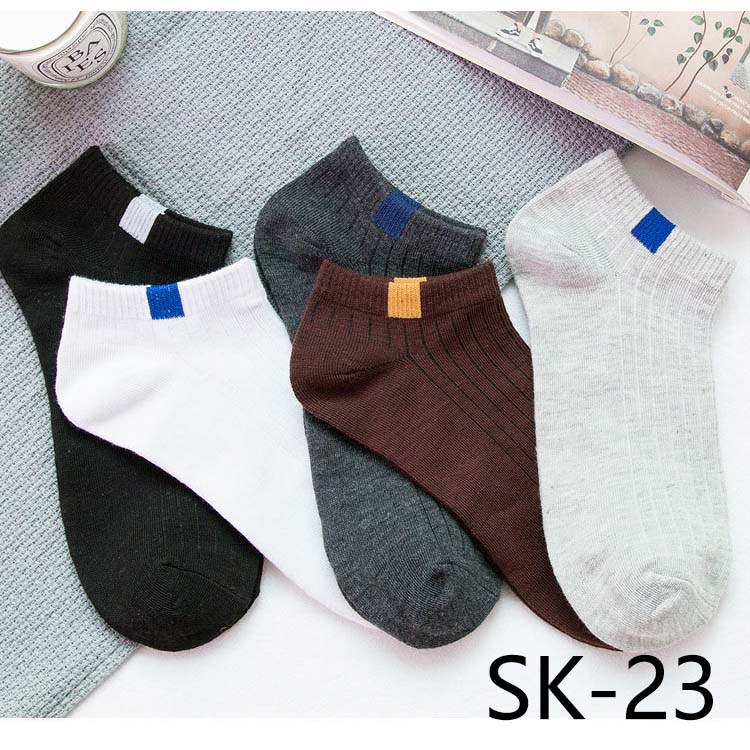 Kaos Kaki Wanita Soak Karatkter Lucu Motif