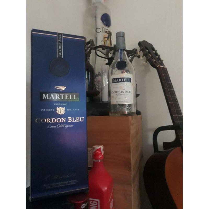 Botol kosong miras Cognac Martell Cordon Bleu import unik