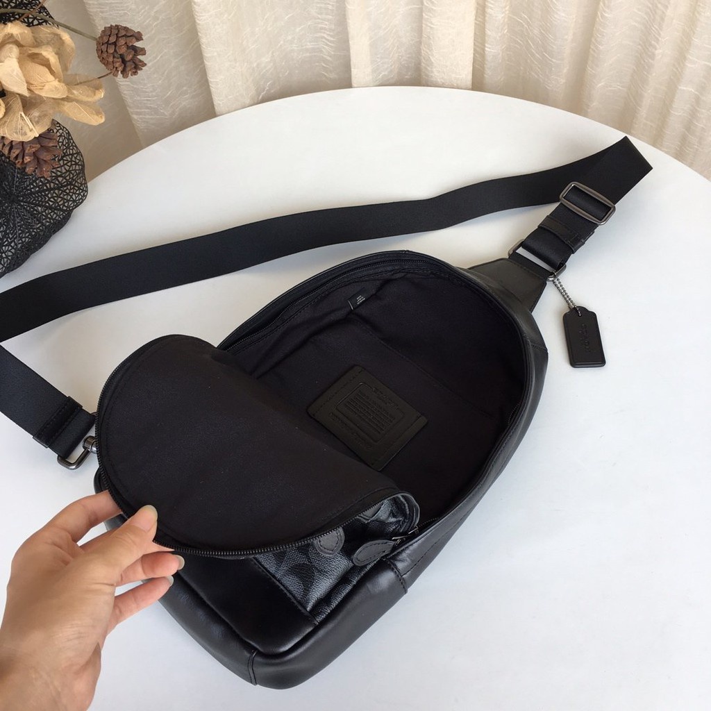 TAS SLING BAG PRIA SIGNATURE SELEMPANG BAHU CH HOUSTON VARSITY SLINGBAG PACK DENIM