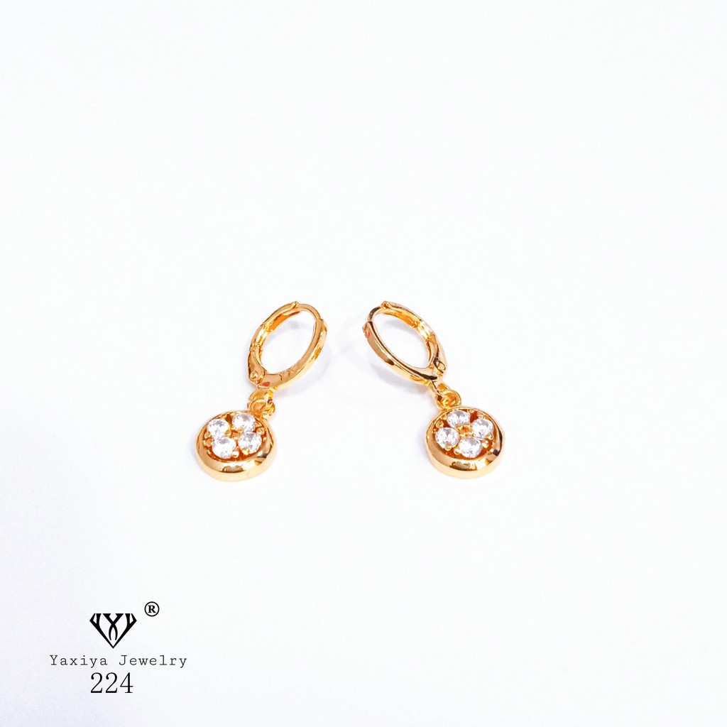 

Anting Emas Permata Perhiasan Imitasi Warna Gold 18K 224