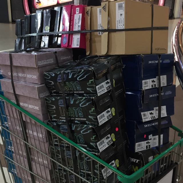 Sport station sale 70%  skechers