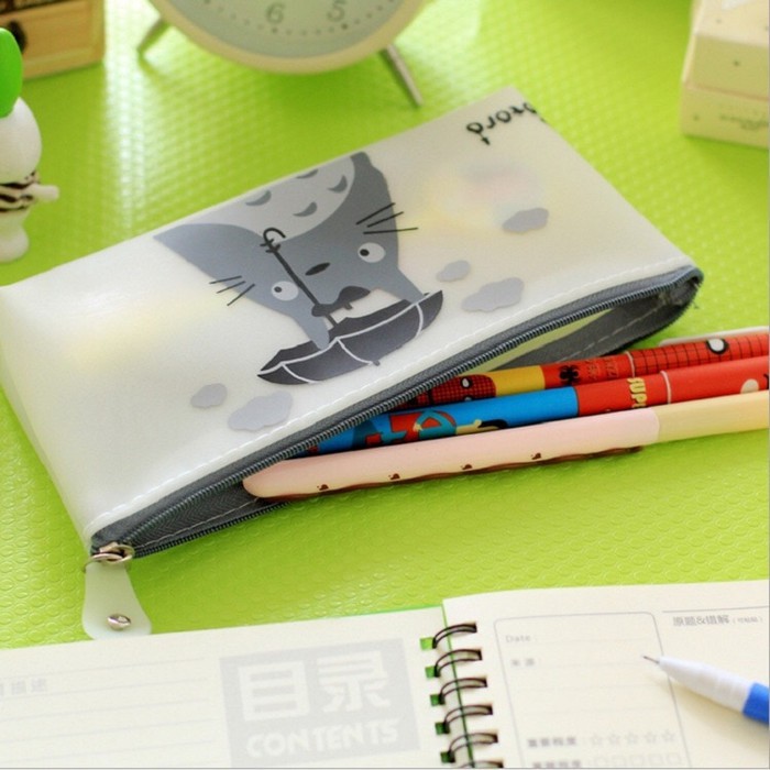 

Tempat Pensil / Pencil Box Totoro