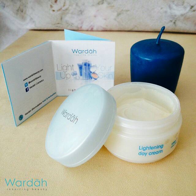 WARDAH DAY CREAM