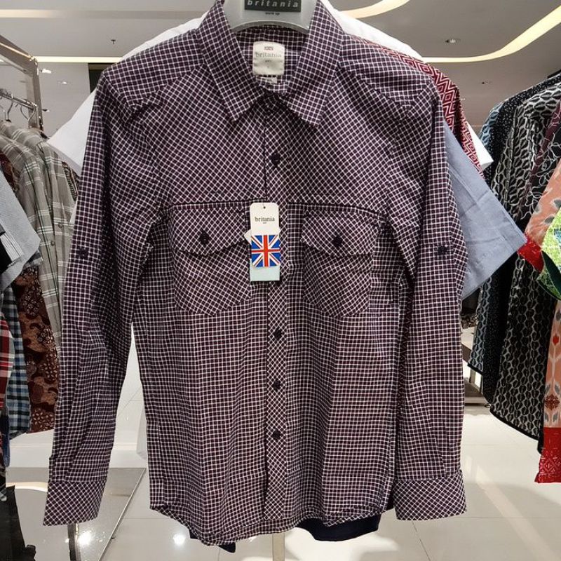 Kemeja Lengan Panjang Slim Fit Pria Britania 10047