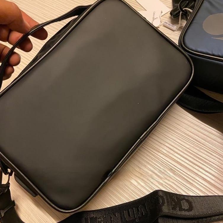 Harga TERMURAAH.. TAS SELEMPANG [CK] / SLING BAG [CK] IMPORT BAHAN PREMIUM WATERPROOF/ANTI AIR UNTUK