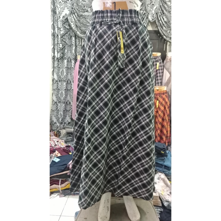 ROK FLANEL IMPORT PANJANG/ROK TARTAN/ROK KOTAK PAYUNG-U