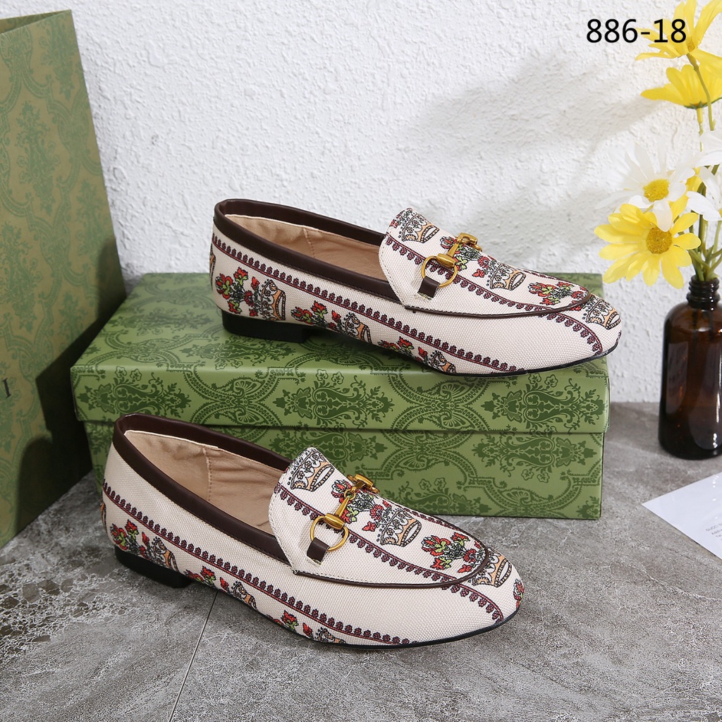 GC Loafer With Canvas Print #886-18