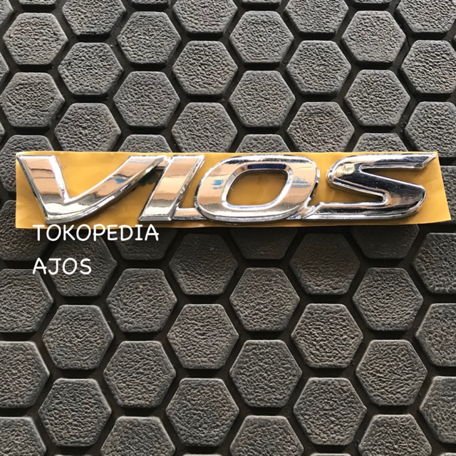 Emblem Vios Avanza Brio Camry AJOS