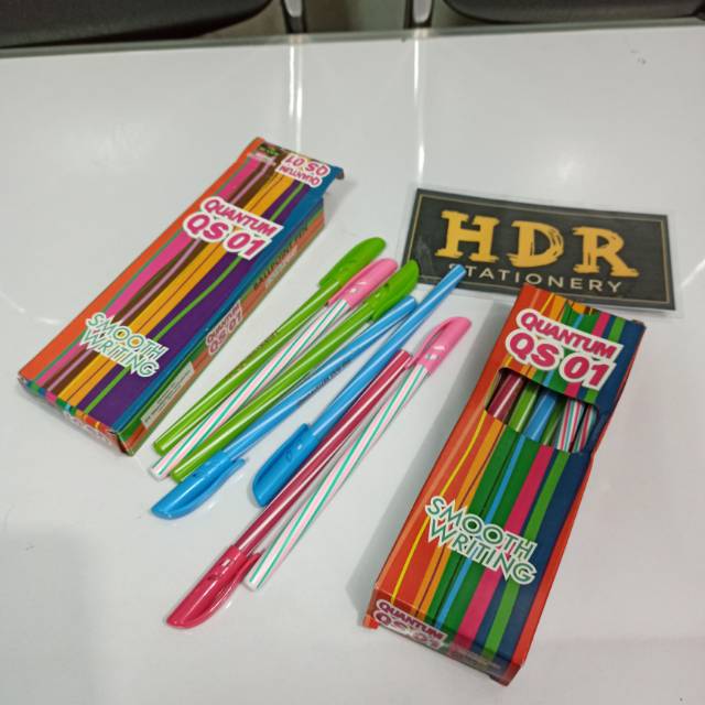 

Bolpen / Pulpen / Pen Lilin Murah Meriah Quantum