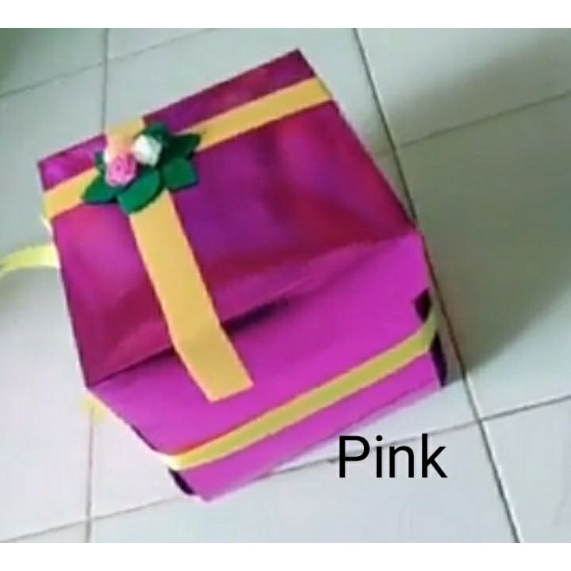 

Snack Box Surprise 3 tingkat / kado kejutan / hadiah ulang tahun / makanan kejutan