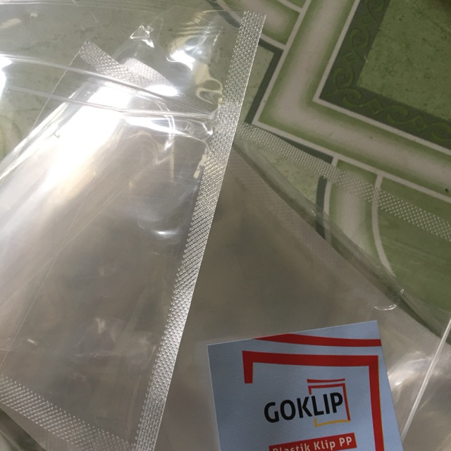 Plastik klip/standing pouch cemilan ukuran 14x22 isi 50pcs