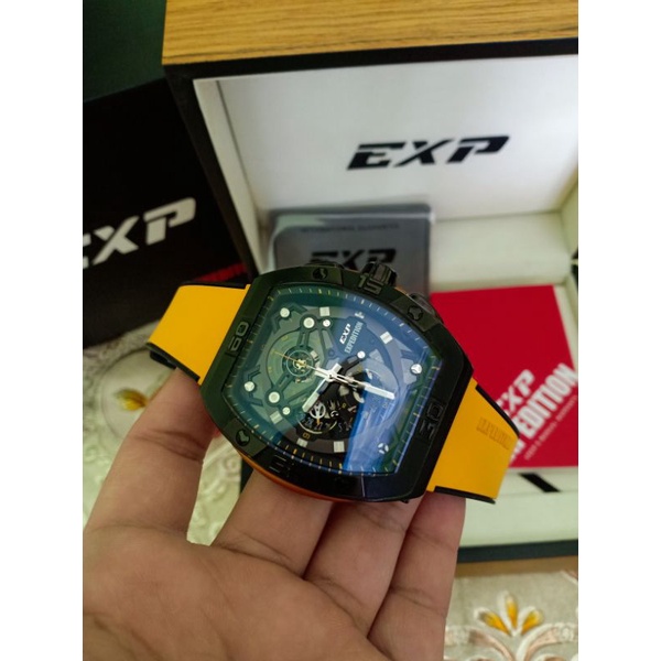 Expedition e 6800 yellow second HARGA NETT