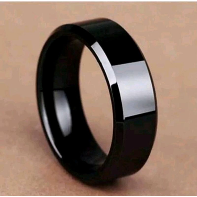 Cincin Titanium Polos Warna Hitam, Silver, Gold.