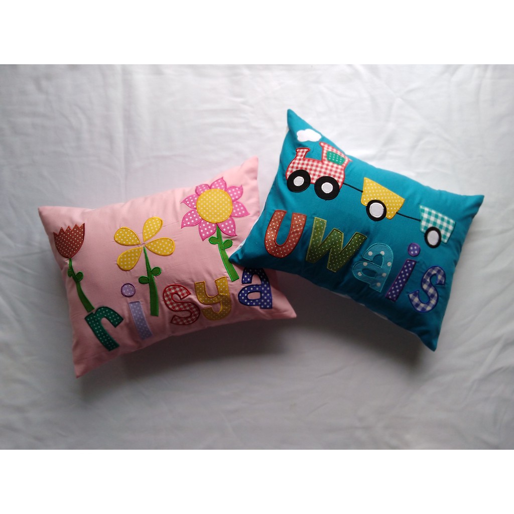 

Kado souvenir bantal unik size 30x50 cm