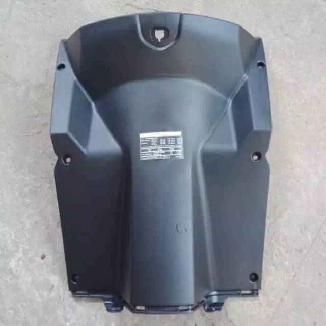 COVER LEKSIL LEGHSIL DASBOR TENGAH BEAT ESP 2014-2016