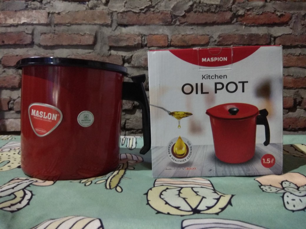 Kitchen Oil Pot Maslon Maspion 1,5l. Teflon