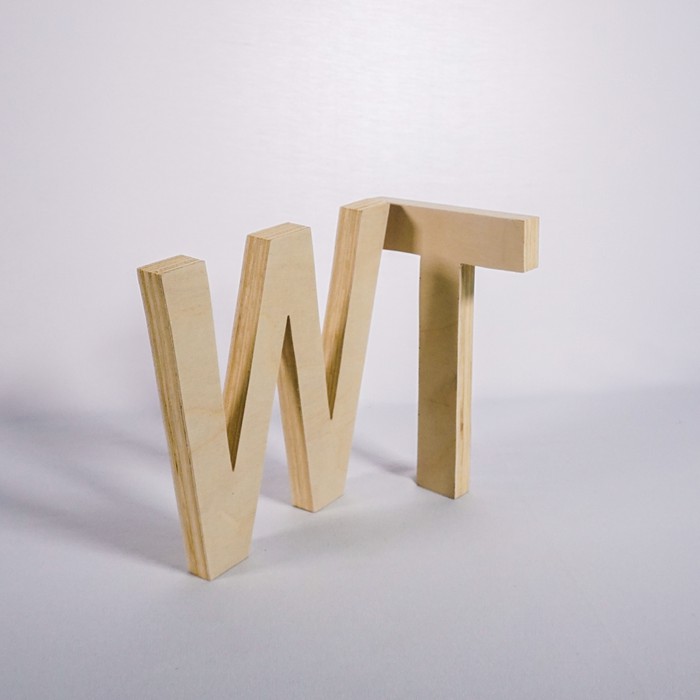 Huruf Kayu Timbul 20cm