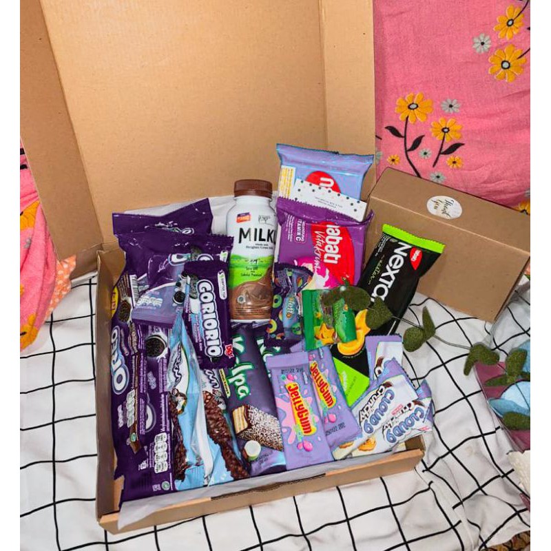 

Snack Box gift boxBig Edition/ kado wisuda/ kado ultah