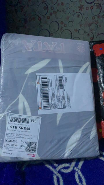 Sprei Fata Motif Bunga Ukuran King 180x200 / Queen 160x200