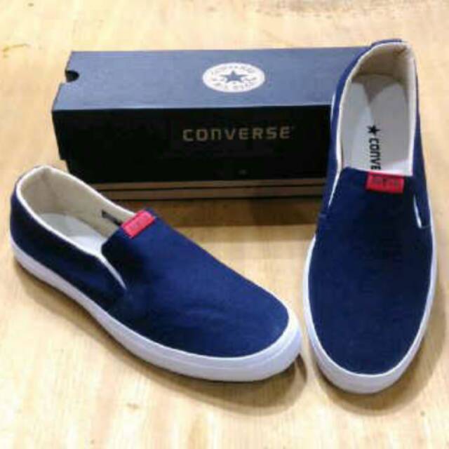 Sepatu casual pria converse slip on 39-43