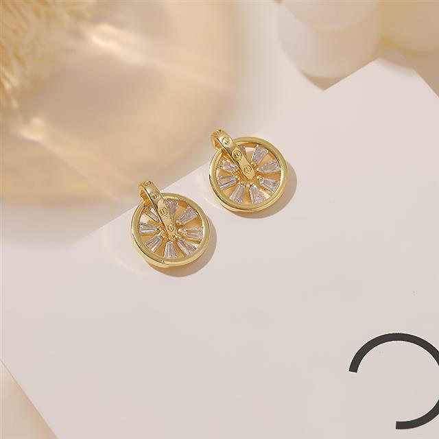 S925 Korea super fairy bulat anting-anting wanita temperamen dan sepenuhnya perhiasan anting-anting