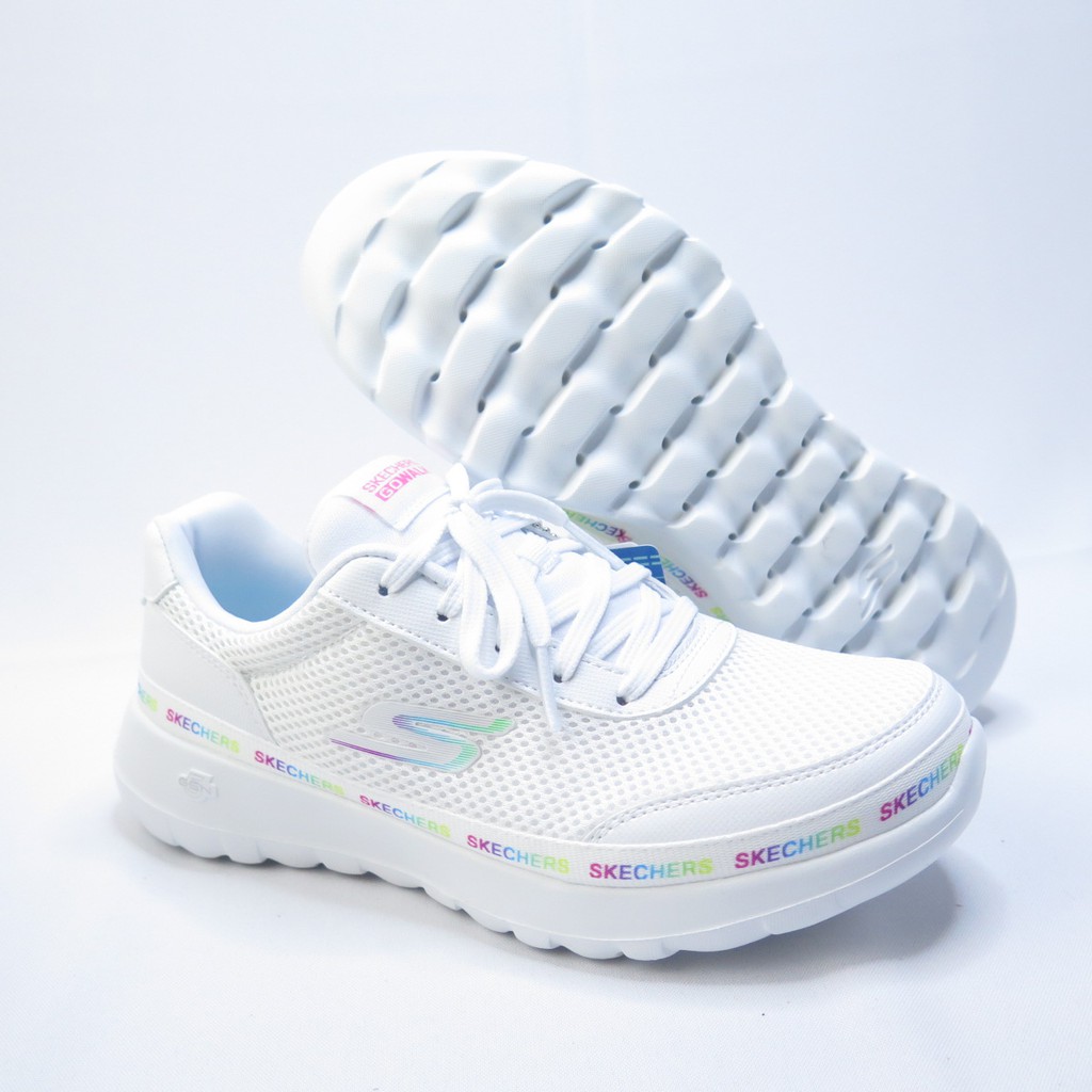 sepatu running skechers