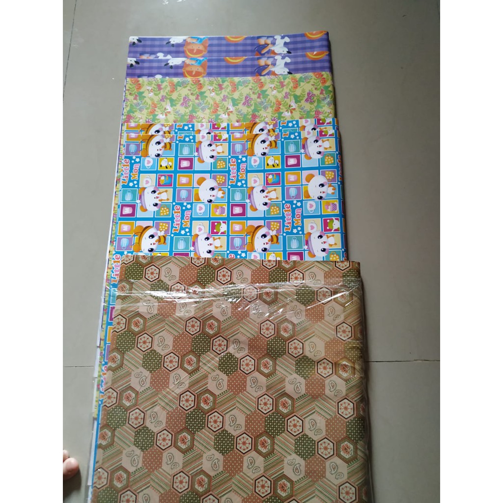 

Kertas Kado dan Jasa Bungkus Kado