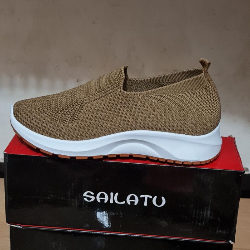 Sepatu rajut cantik paling empuk dan nyaman dipakai sepatu slip on wanita import sailatu mu