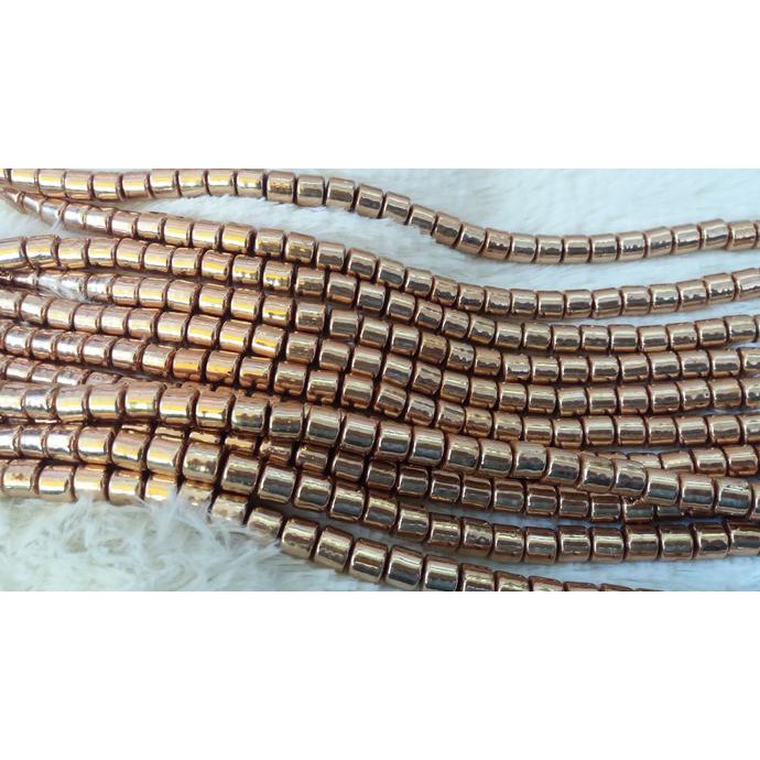 

Terbaru Manik Manik Plastik Motif Persegi Pendek Gold (1 Renteng) ( Das ) Juara