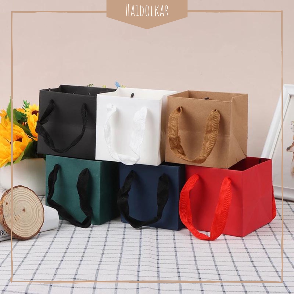 

Kantong kado kantong toples 15 cm paper bag hampers kantong souvenir kantong bingkisan pesta goodie bag serba guna