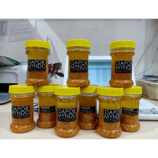 

Dapor Myndo (Garlic Oil)