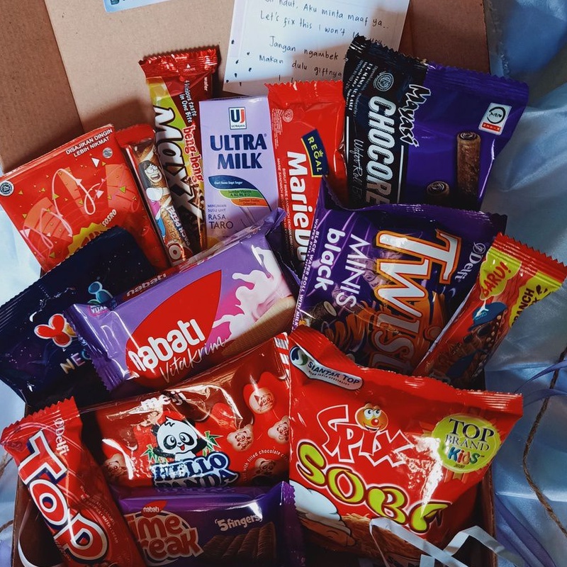 

GIFT BOX atau SNACK BOX