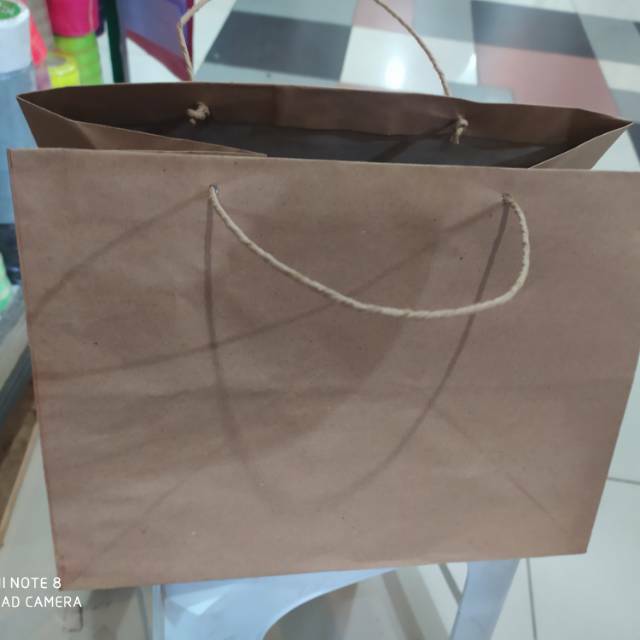 

Paper bag bento besar isi 12 pcs terlaris dan termurah