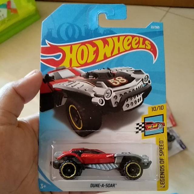 Hot Wheels 10/10 Dune A Soar