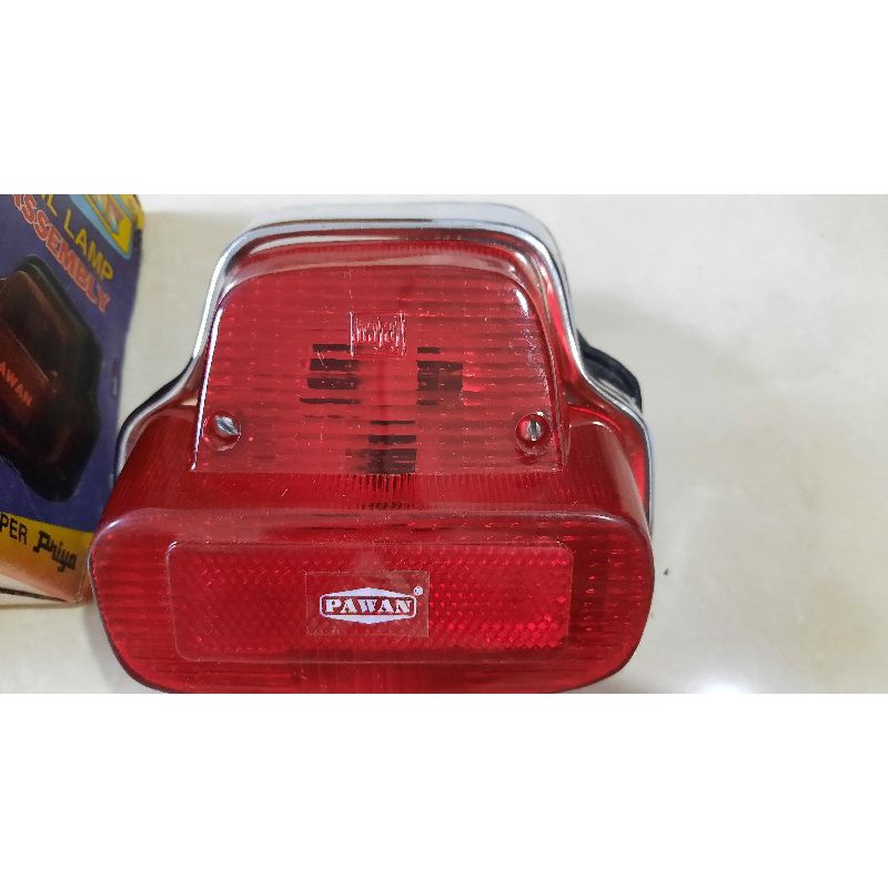 Lampu Belakang Stoplamp Bajaj Super Deluxe Priya Import India