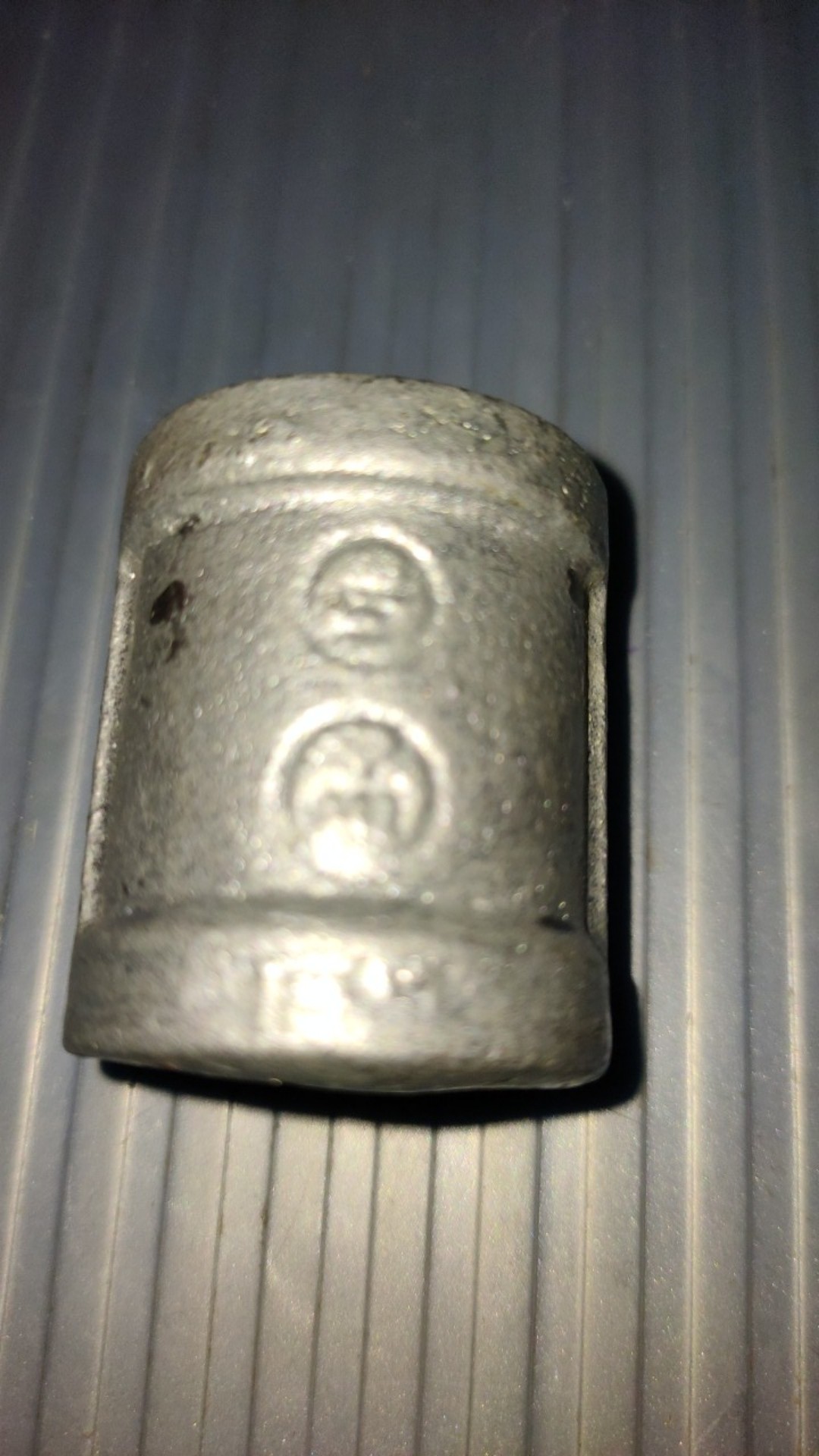 Socket/ Sock/ Sok/ Soket Galvanis Besi 1/2 Drat