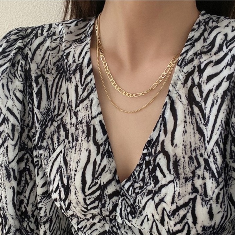 Temperament double layer niche light luxury simple stacking clavicle chain