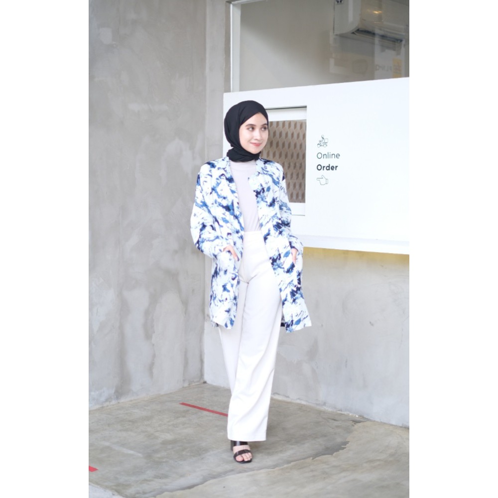 Blazer Outer wear Azeela free masker