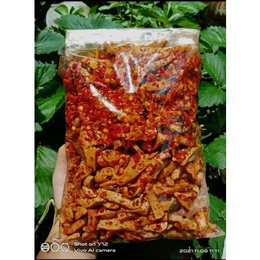 

Cemilan Basreng Baso Goreng Aroma Daun Jeruk 500.g
