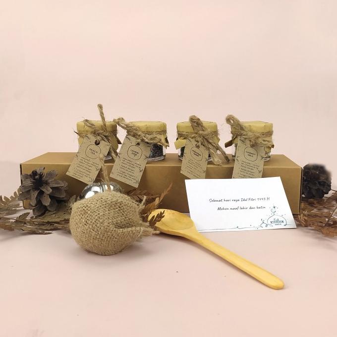 

Hampers Parcel Lebaran Idul Fitri Gift Kado Unik Teh Premium