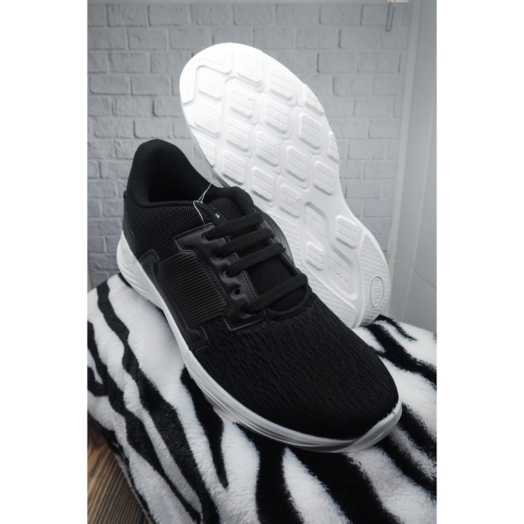 Sepatu Sneakers Ardiles Original tipe Vokuvic - Medan