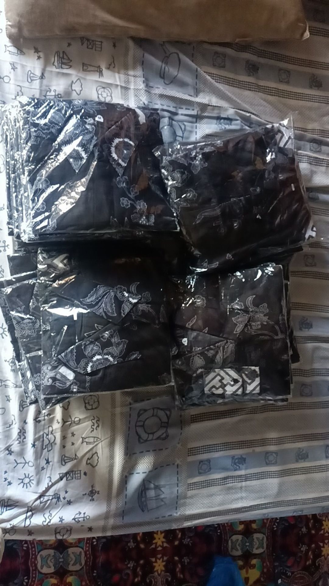 Bswart Hrb026 Kenongo Hem Batik Gunungan Hitam Putih Kemeja Batik Pria