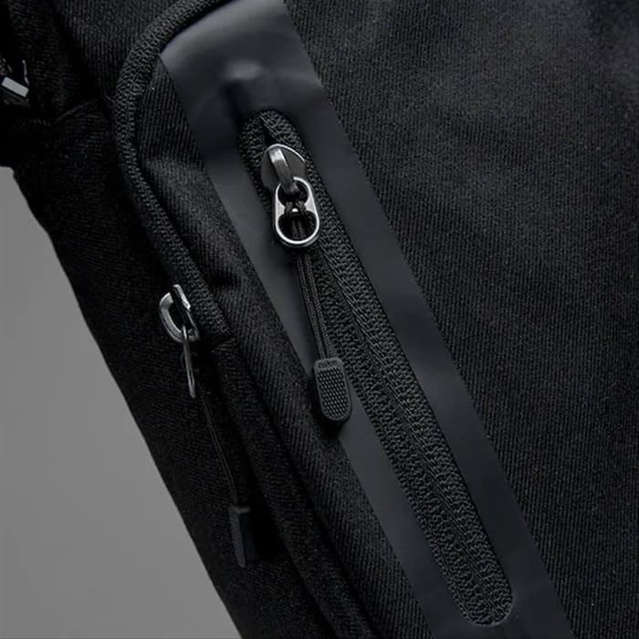 Original 100% Tas Sneakers Nike Tech Small Items Bag Black BA5268-010