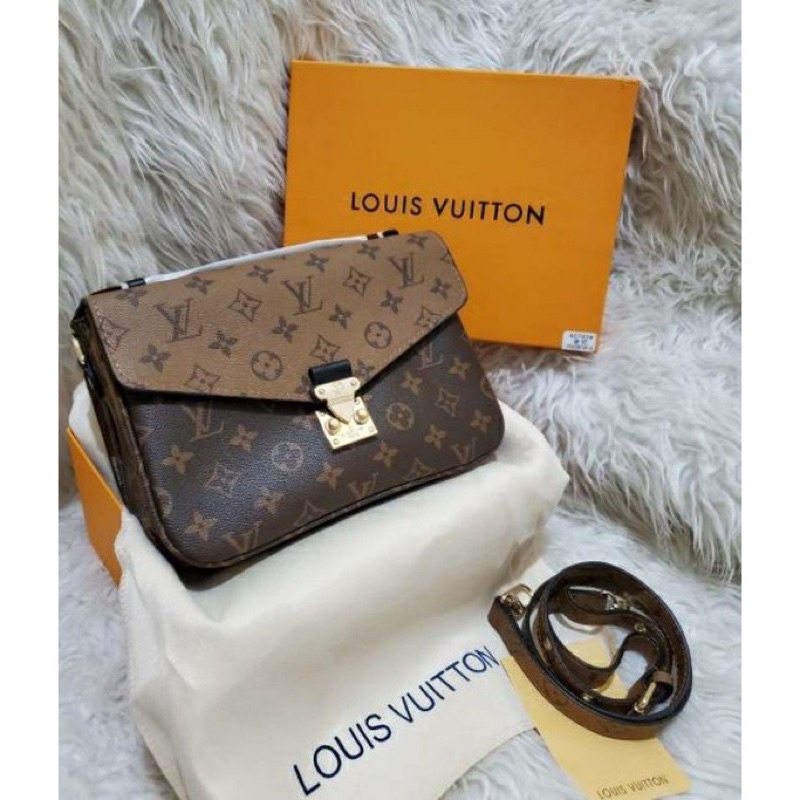 PRELOVED LV METIS REVERSE PREMIUM