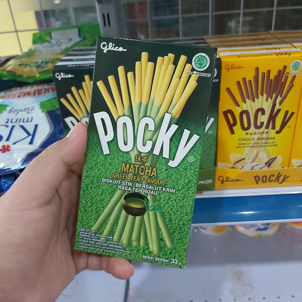 

POCKY MATCHA GREEN TEA BISKUIT 33G