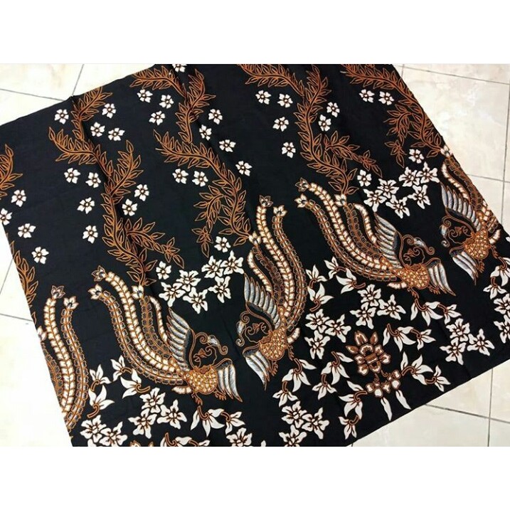 Omah Batik katun kembang kantil srikaton hitam Kain Batik AB1